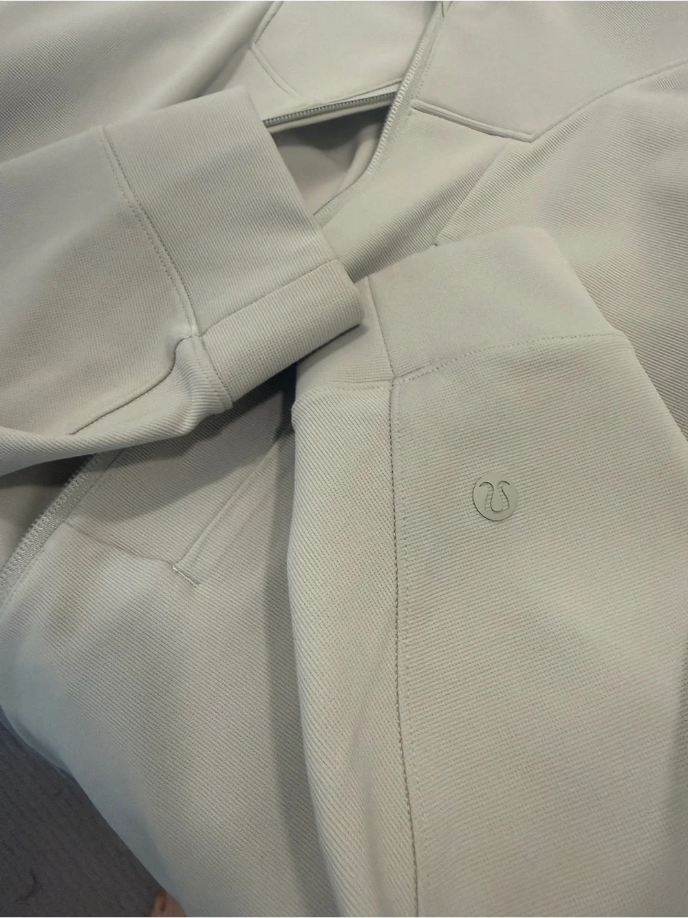 lululemon Sojourn Performance Jacket in Light Taupe